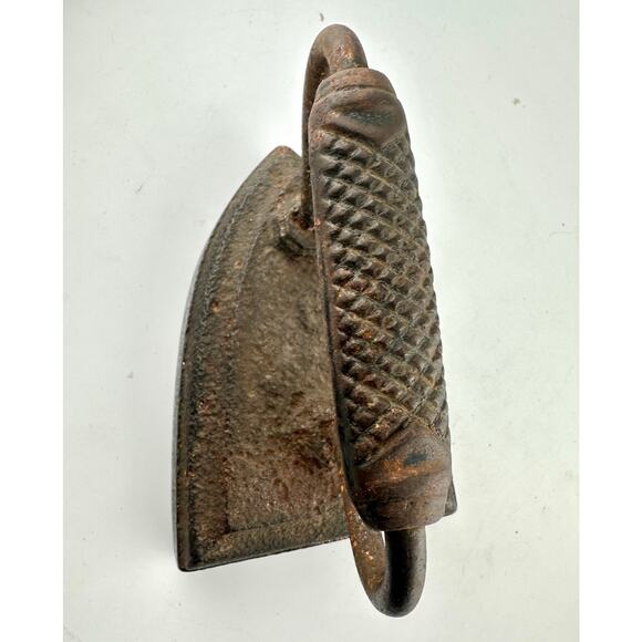 Authentic 1800s Antique Cast Iron SAD 6 Primitive Rustic Decor Door Stop paperwt - Picture 4 of 7